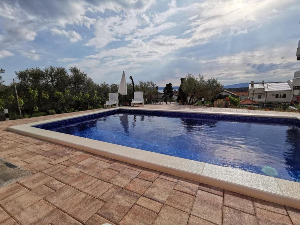 Apartments With A Swimming Pool Punat, Krk - 5378 Bagian luar foto